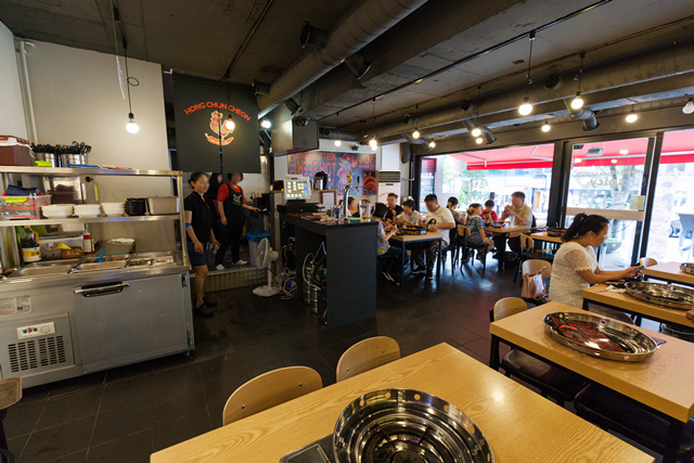 홍춘천치즈닭갈비 홍대점 