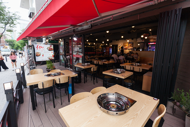 홍춘천치즈닭갈비 홍대점 